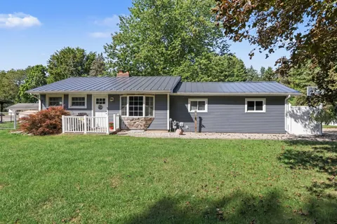 5227 Hoag Road