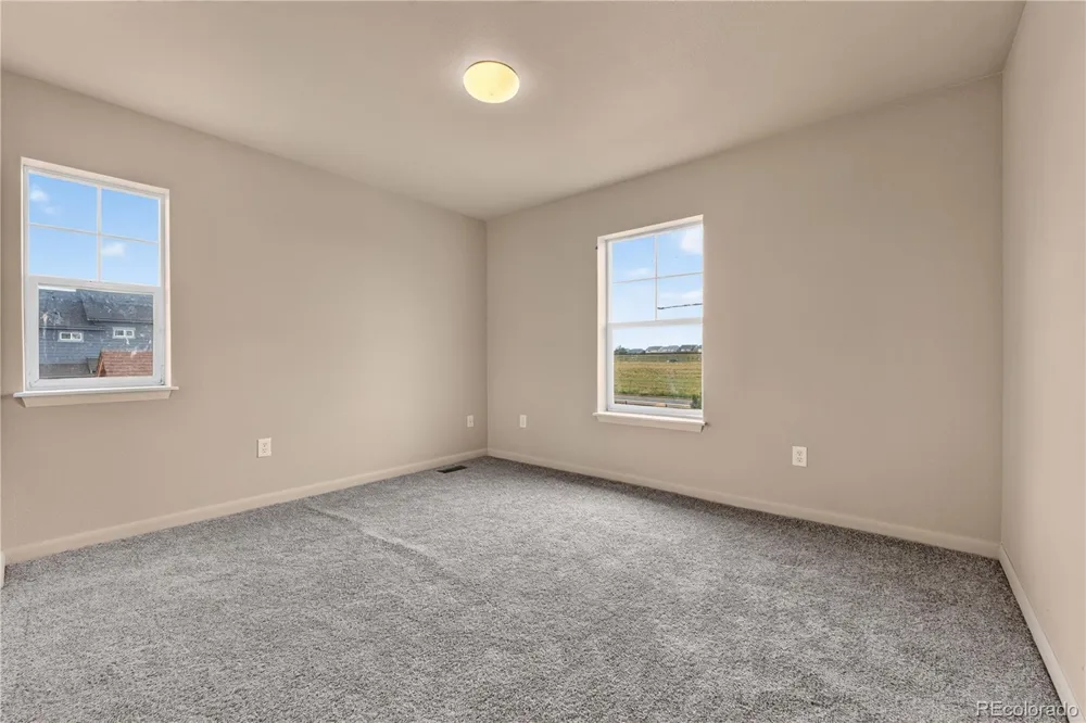 23341 E Saratoga Circle Aurora, CO 80016