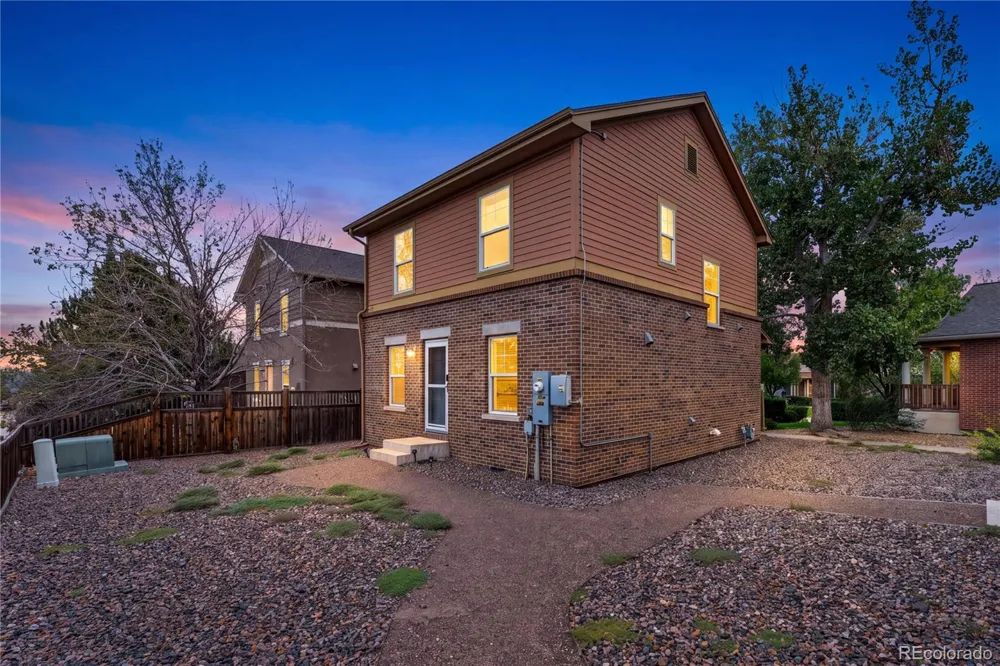 23341 E Saratoga Circle Aurora, CO 80016