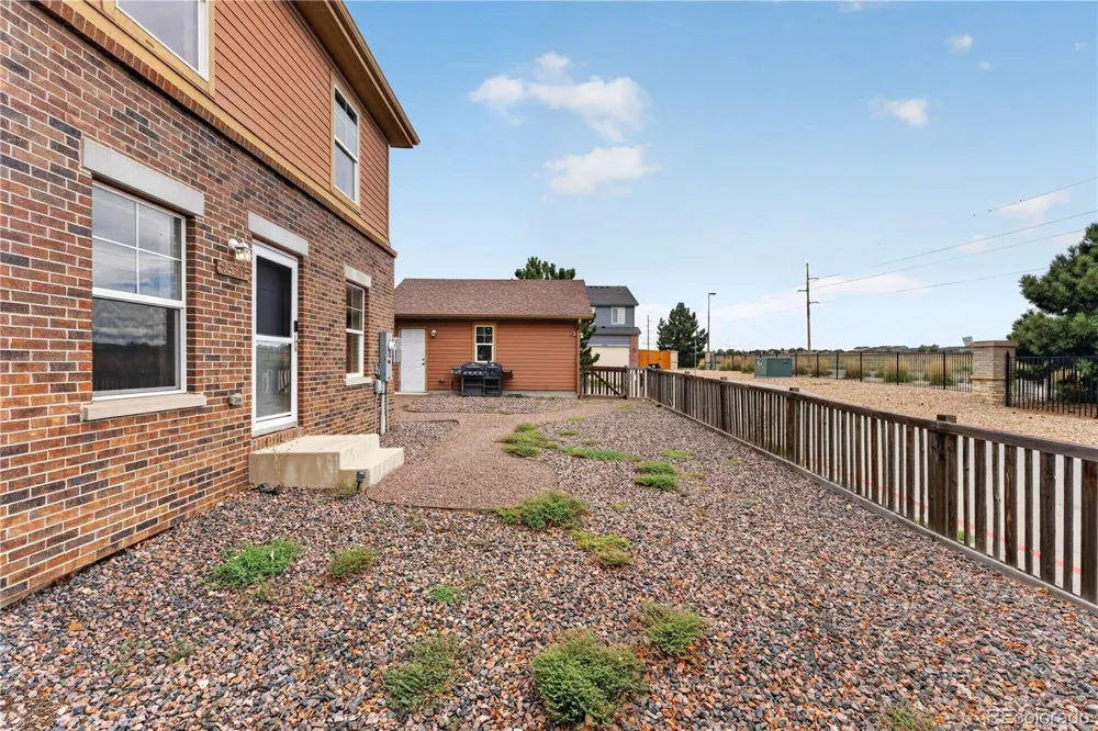 23341 E Saratoga Circle Aurora, CO 80016