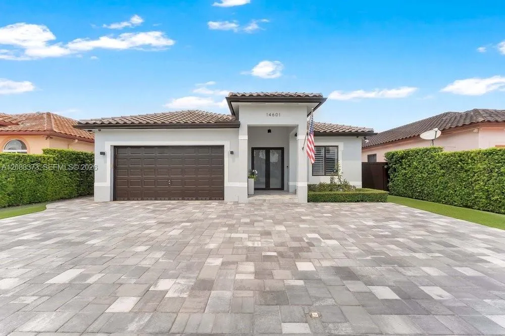 14601 SW 18th St Miami, FL 33175