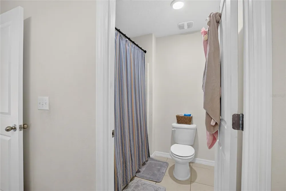 8219 BILSTON VILLAGE LANE Gibsonton, FL 33534