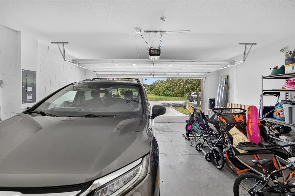 8219 BILSTON VILLAGE LANE Gibsonton, FL 33534