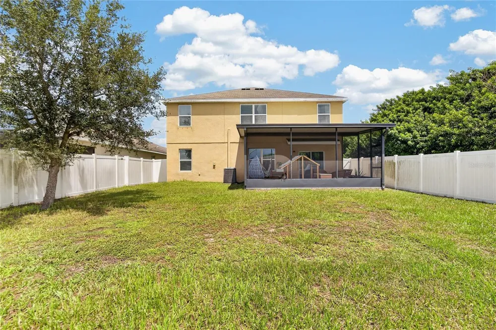 8219 BILSTON VILLAGE LANE Gibsonton, FL 33534