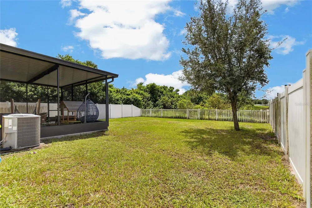 8219 BILSTON VILLAGE LANE Gibsonton, FL 33534