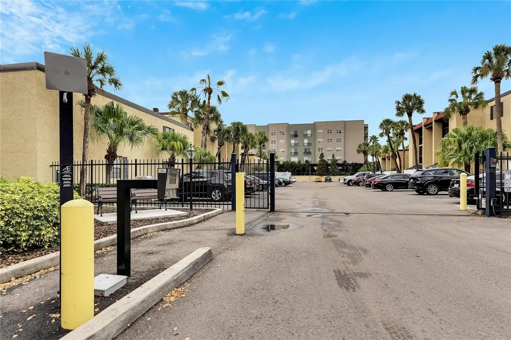 5304 W KENNEDY BOULEVARD #106 Tampa, FL 33609