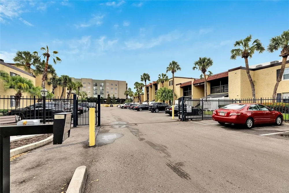 5304 W KENNEDY BOULEVARD #106 Tampa, FL 33609