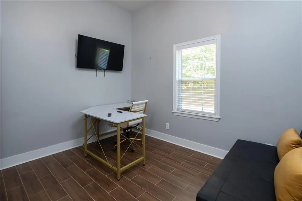 2188 Loring Court Decatur, GA 30032