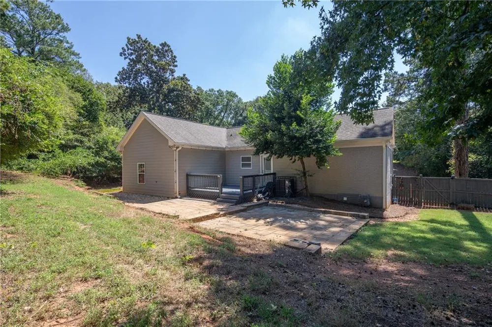 2188 Loring Court Decatur, GA 30032