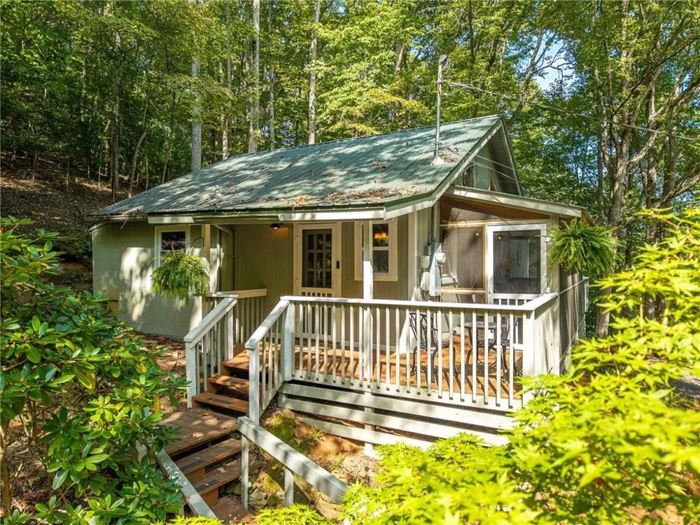 767 Robertson Circle Blairsville, GA 30512