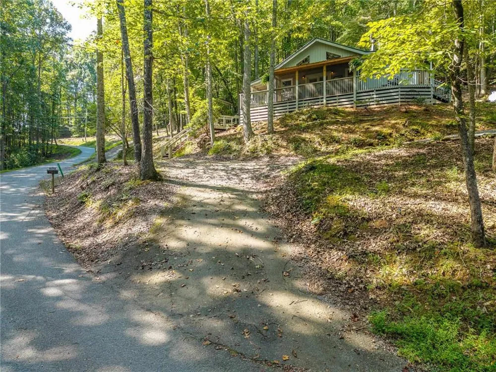 767 Robertson Circle Blairsville, GA 30512
