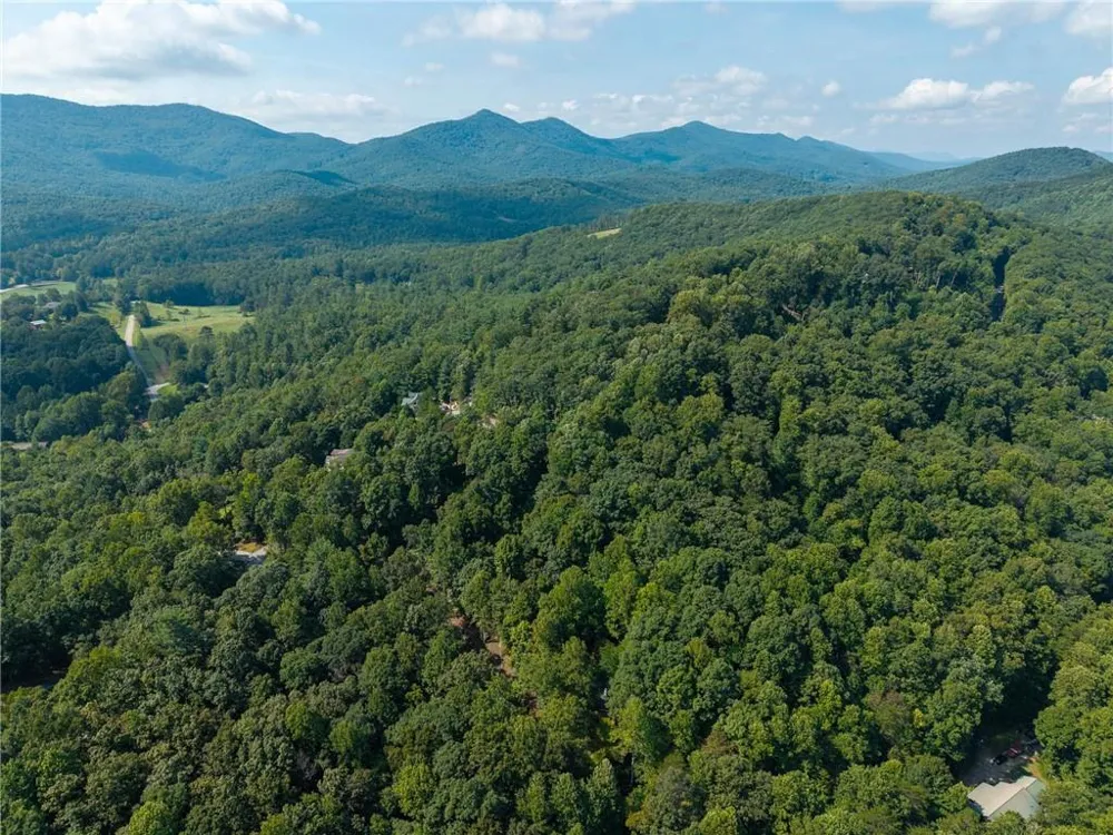 767 Robertson Circle Blairsville, GA 30512