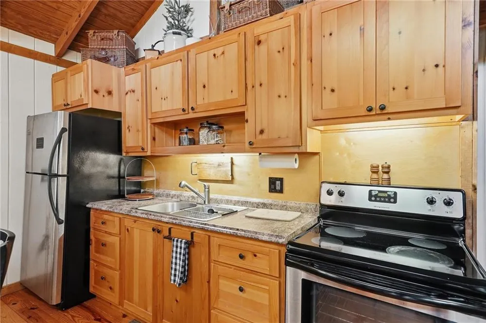 767 Robertson Circle Blairsville, GA 30512