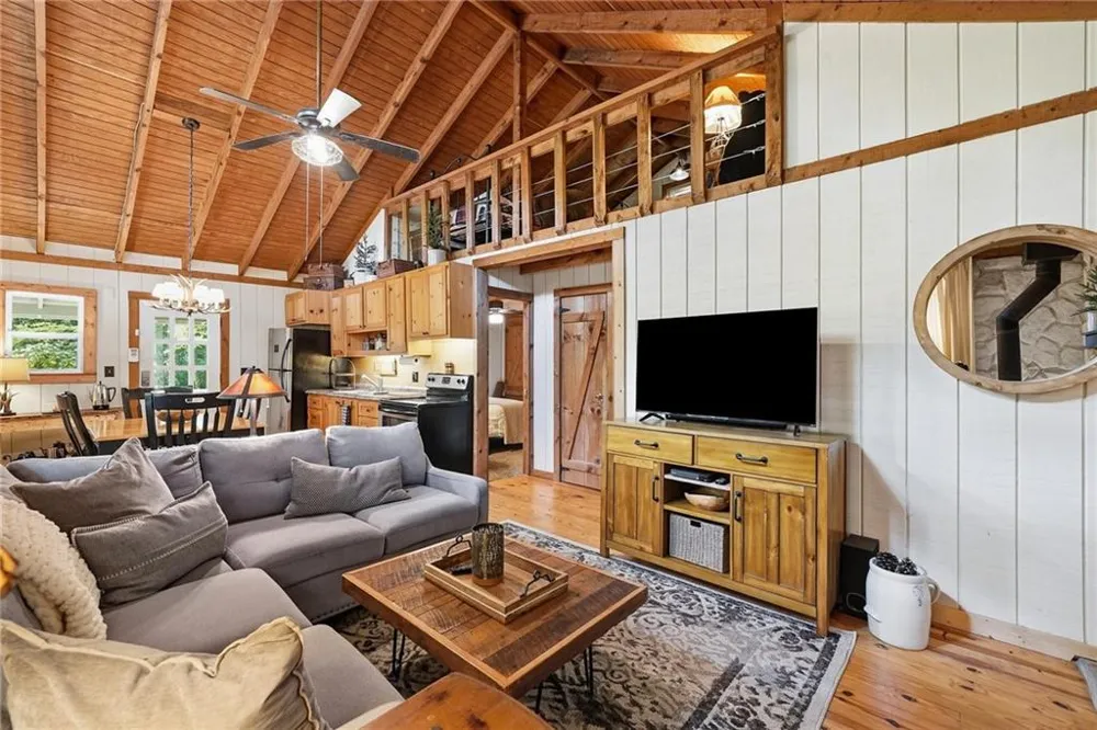 767 Robertson Circle Blairsville, GA 30512