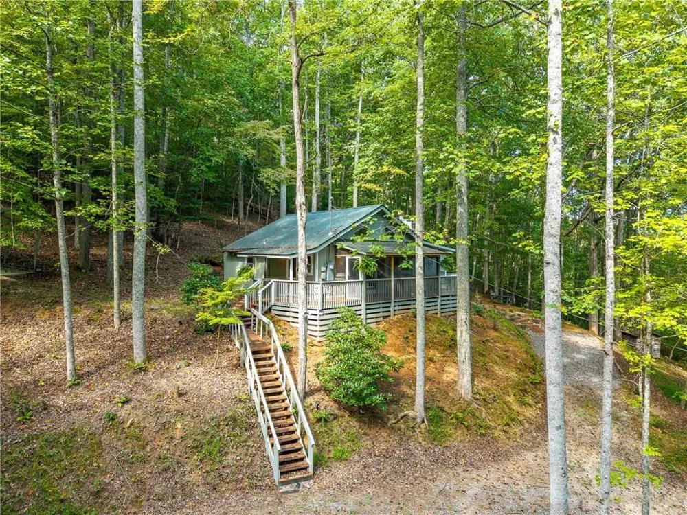 767 Robertson Circle Blairsville, GA 30512