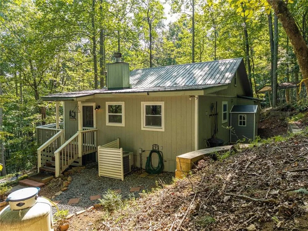 767 Robertson Circle Blairsville, GA 30512