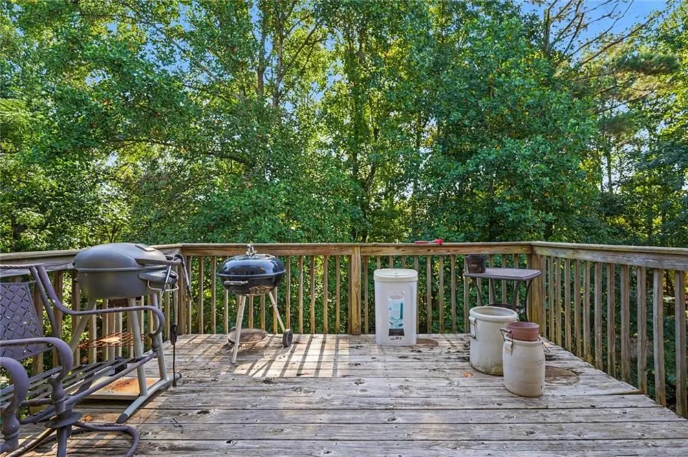 1913 Avondale Court Locust Grove, GA 30248