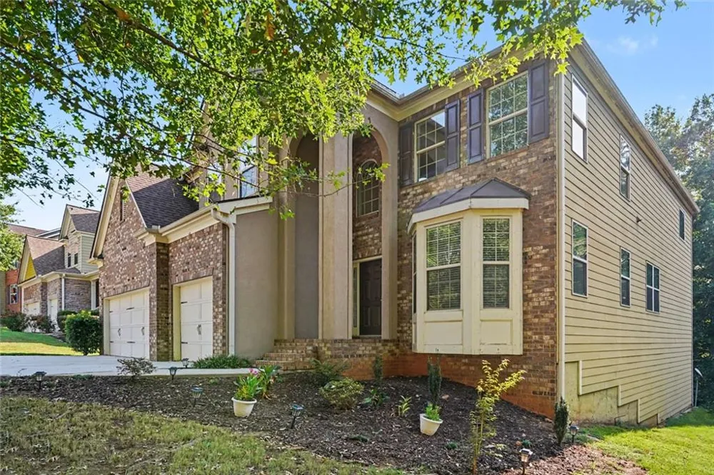 1913 Avondale Court Locust Grove, GA 30248