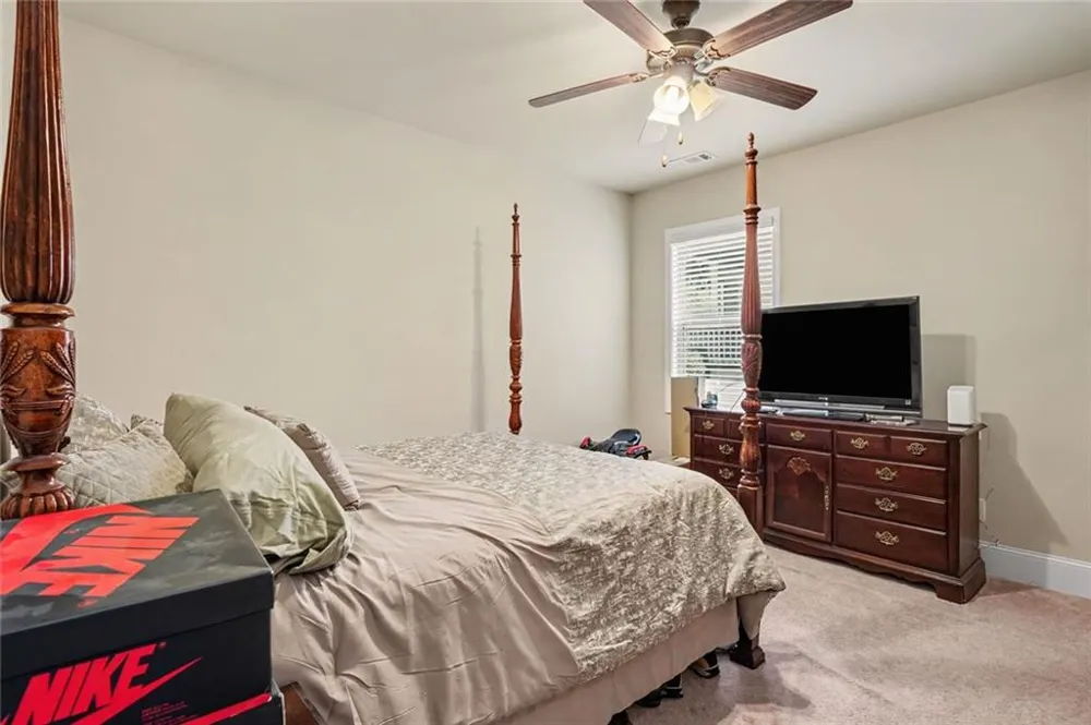 1913 Avondale Court Locust Grove, GA 30248
