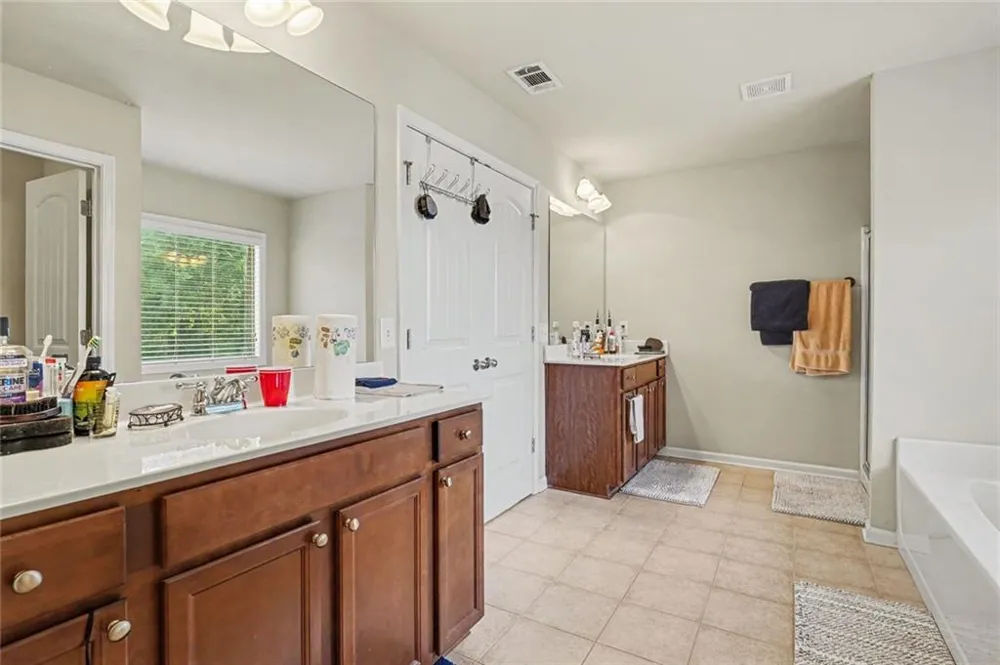 1913 Avondale Court Locust Grove, GA 30248