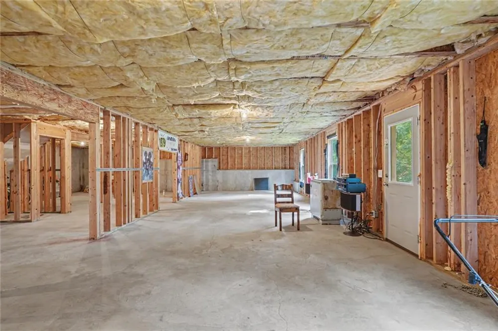 1913 Avondale Court Locust Grove, GA 30248
