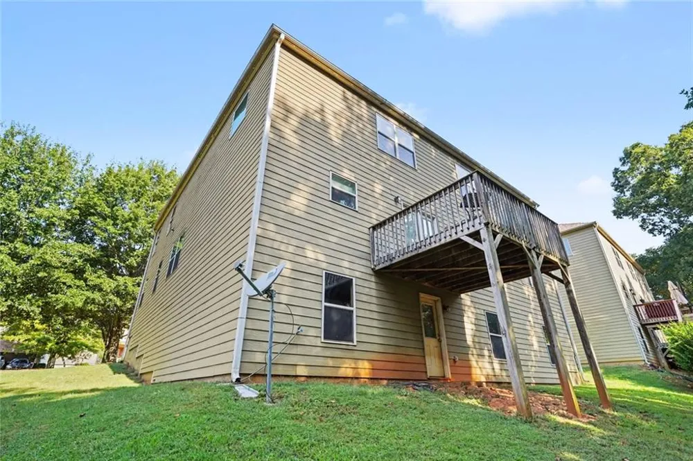 1913 Avondale Court Locust Grove, GA 30248