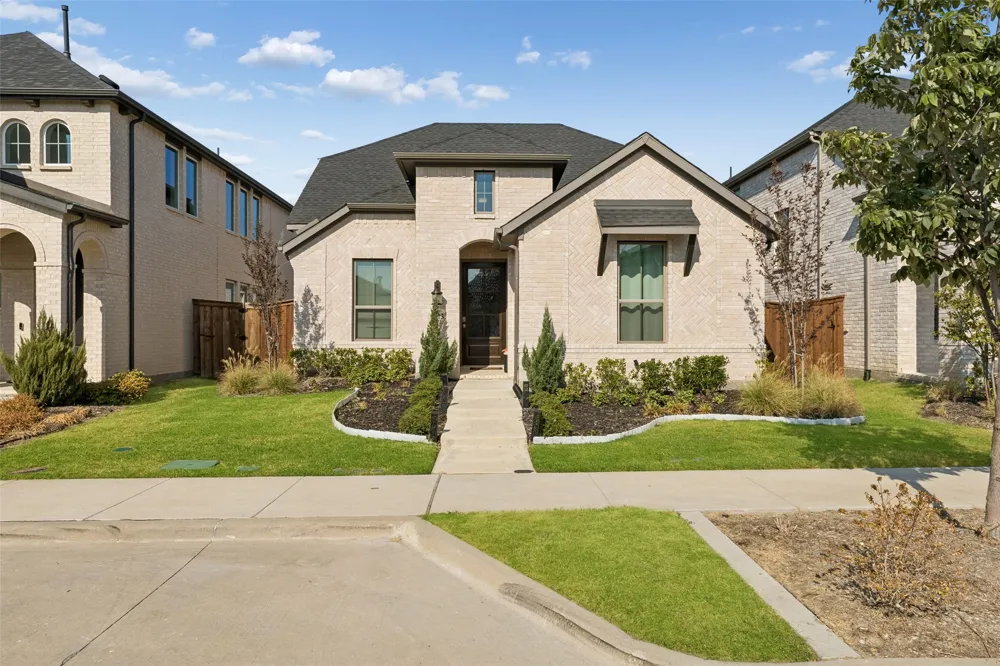 2813 Epping Way Celina, TX 75009