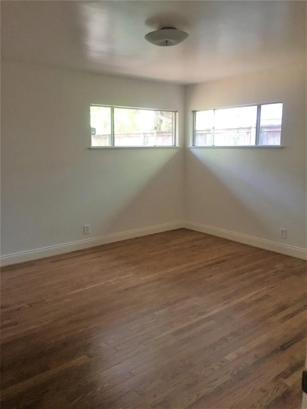 8719 Manhattan Drive Houston, TX 77096