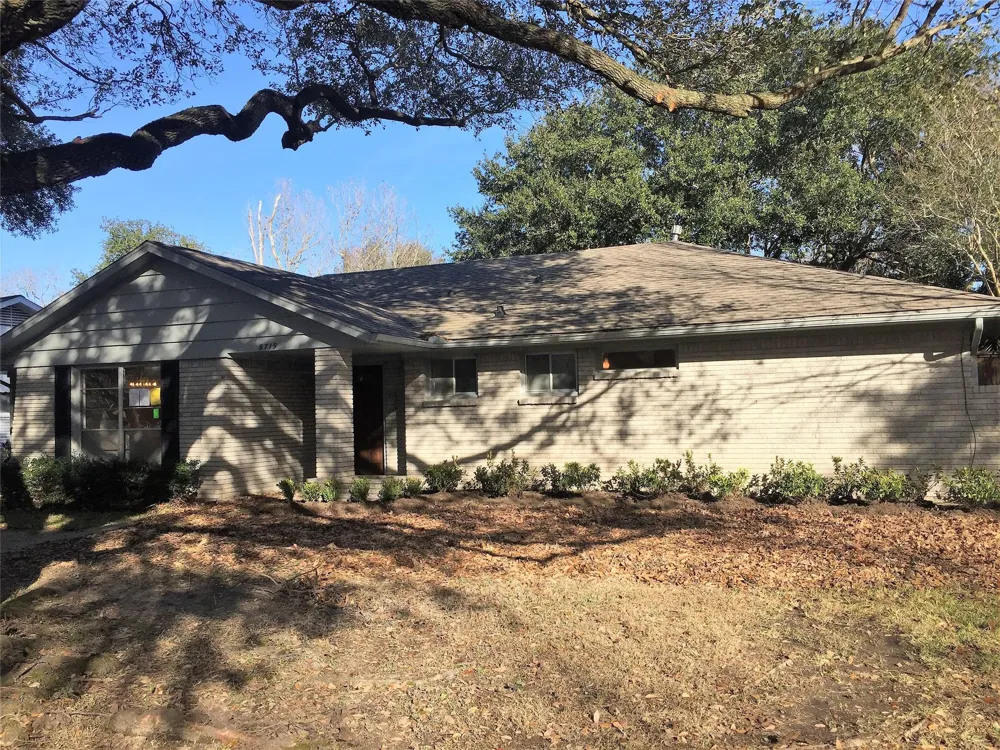 8719 Manhattan Drive Houston, TX 77096