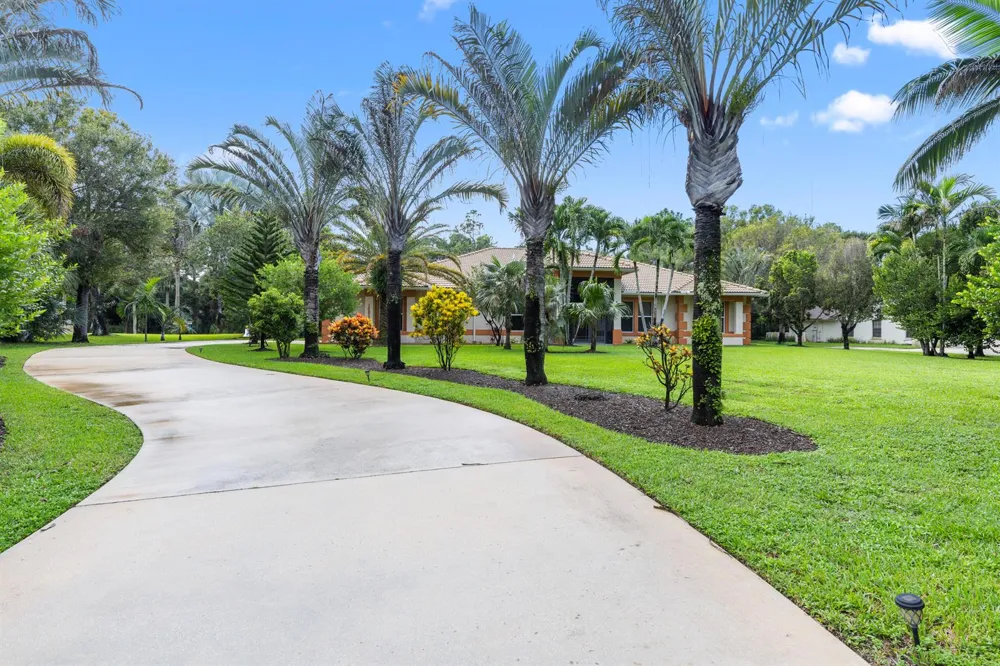 14811 Horseshoe Trace Wellington, FL 33414