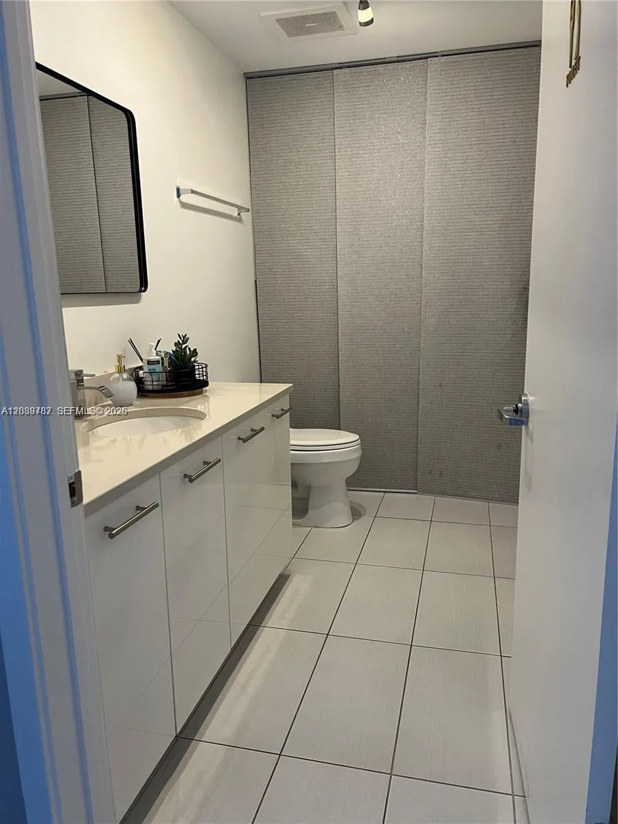 3250 NE 1st Ave #303 Miami, FL 33137