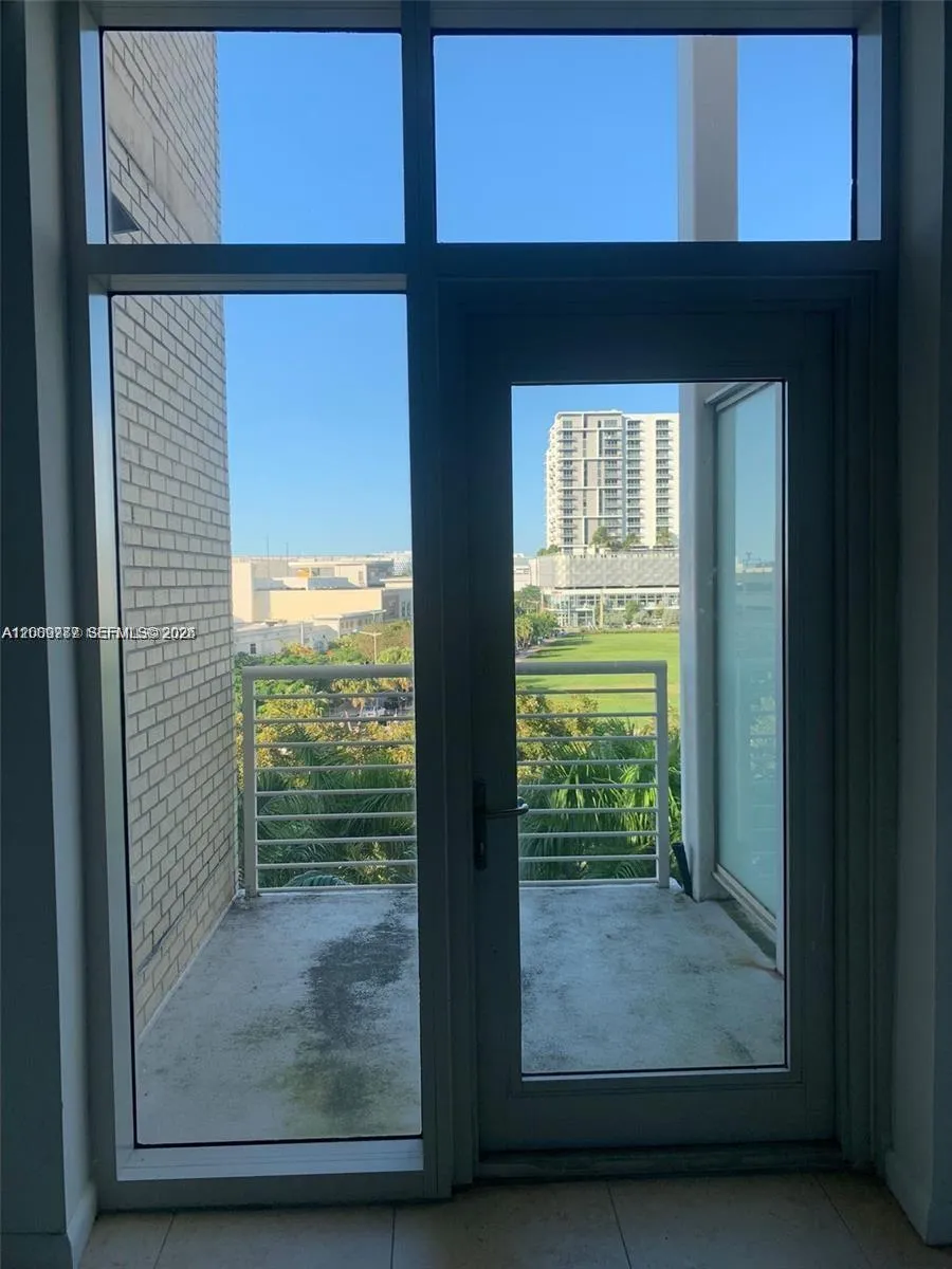 3250 NE 1st Ave #303 Miami, FL 33137