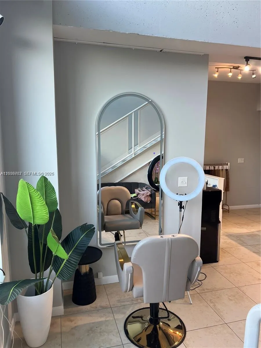 3250 NE 1st Ave #303 Miami, FL 33137