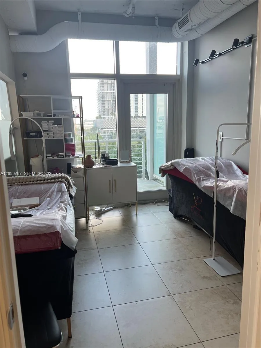 3250 NE 1st Ave #303 Miami, FL 33137