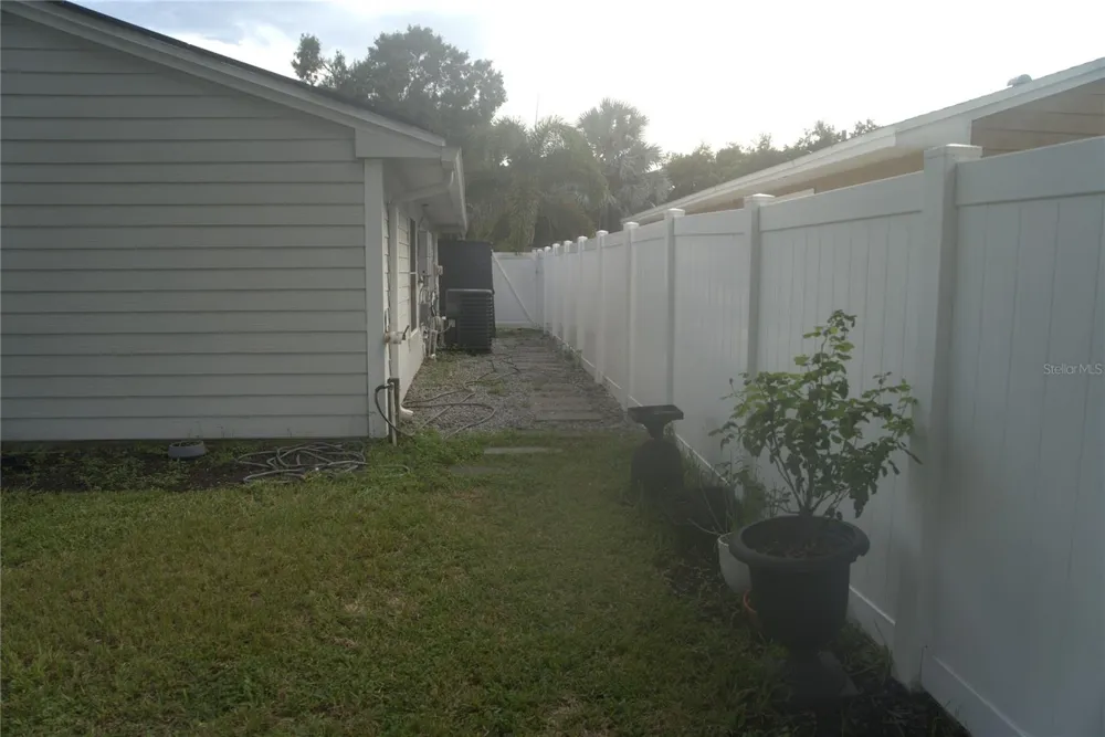 2805 NORTHCOTE DRIVE Palm Harbor, FL 34684