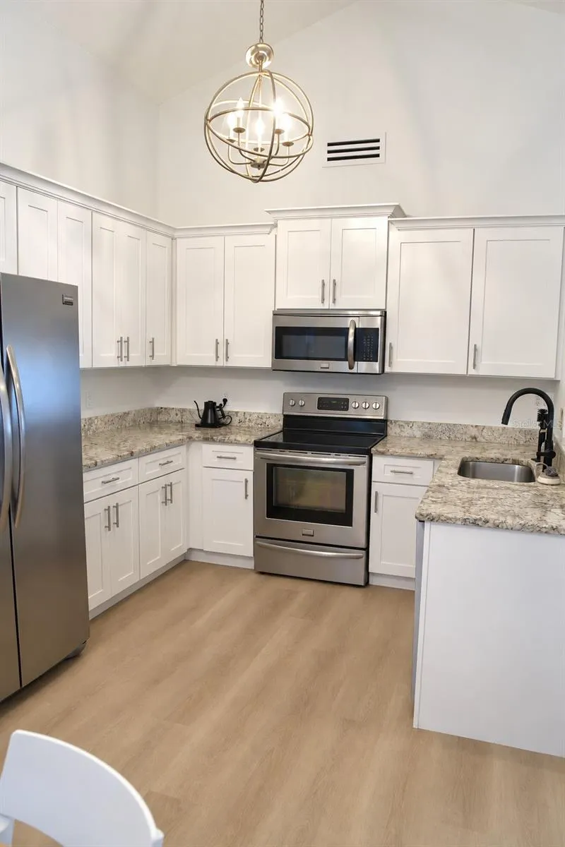 2805 NORTHCOTE DRIVE Palm Harbor, FL 34684