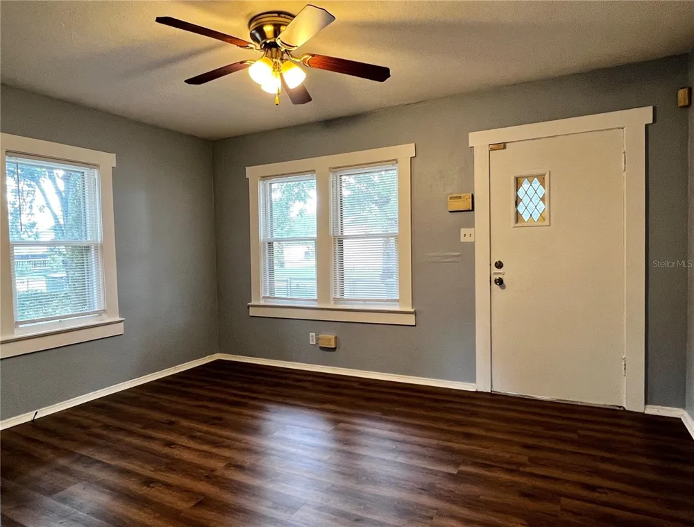 1603 E 29TH AVENUE Tampa, FL 33605