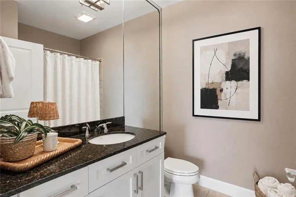 325 E Paces Ferry Road NE #1105 Atlanta, GA 30305