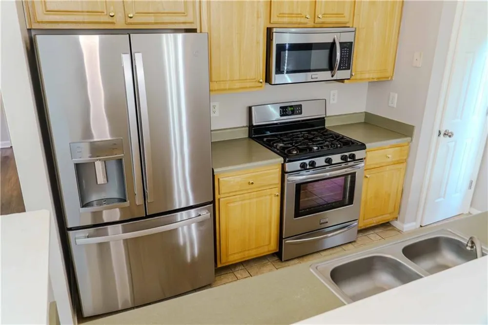3500 Silverton Reach Union City, GA 30291