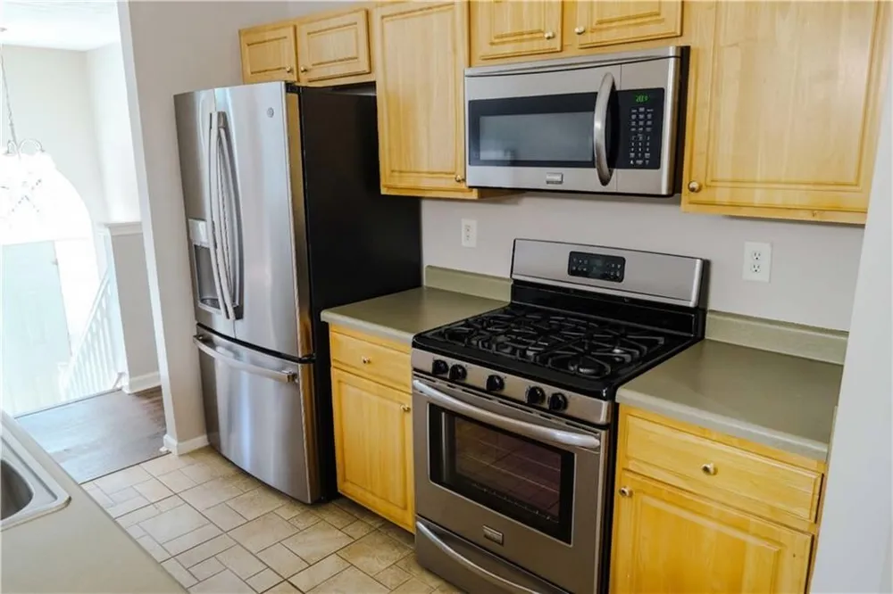 3500 Silverton Reach Union City, GA 30291