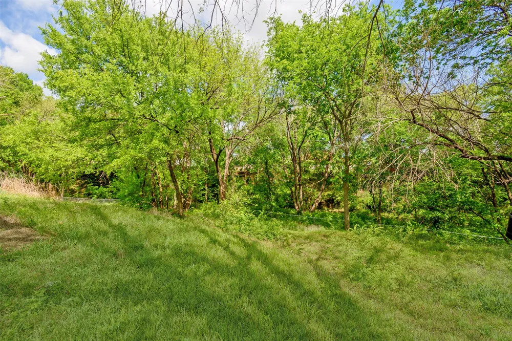 1505 Timberline Court Sherman, TX 75092