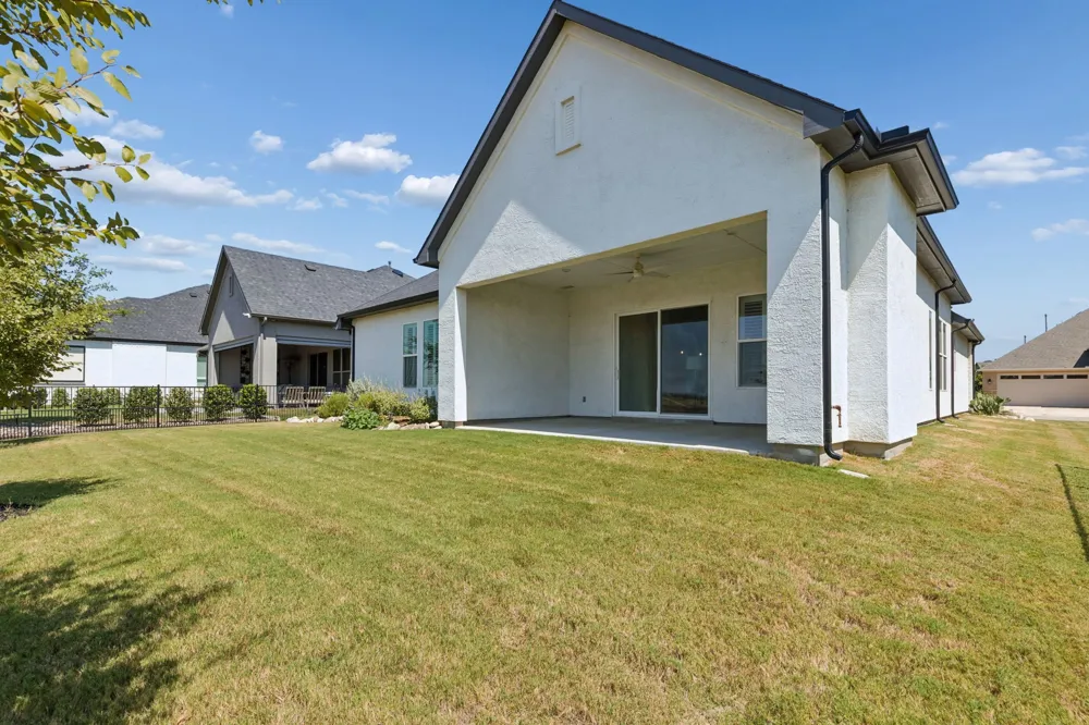 8908 Basanite Avenue Denton, TX 76207