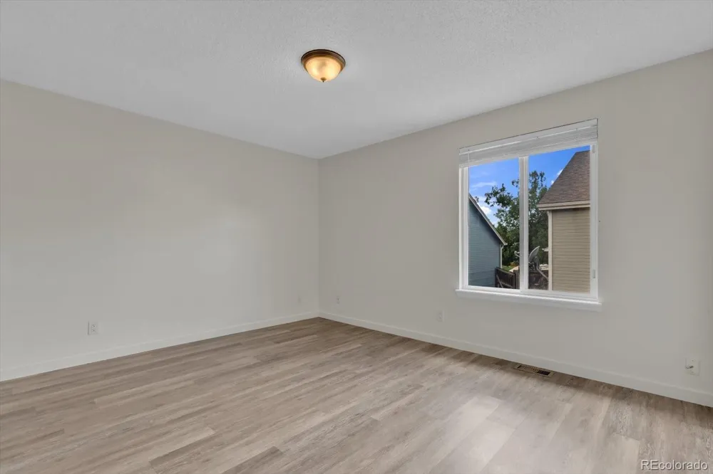 10041 Raritan Way Thornton, CO 80260