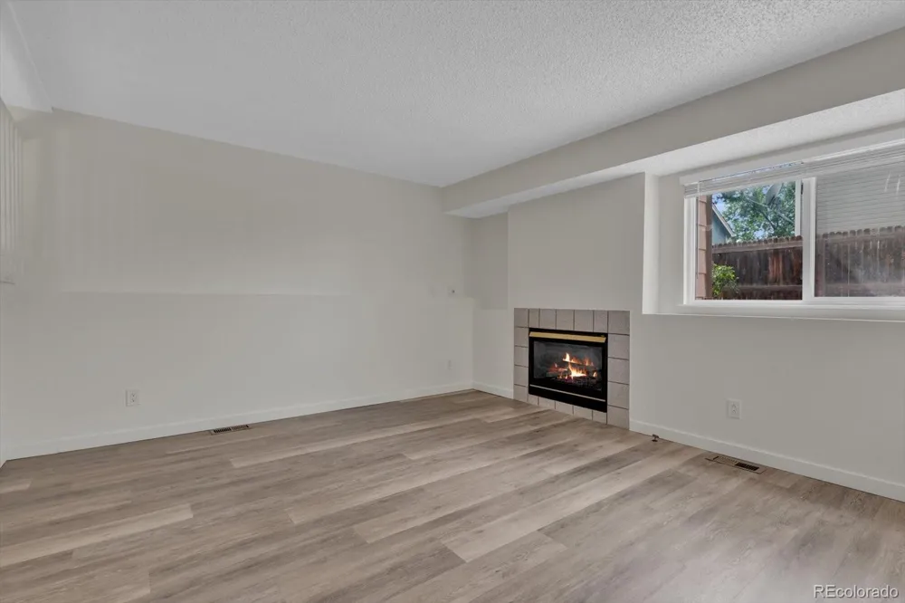 10041 Raritan Way Thornton, CO 80260