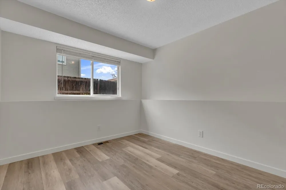 10041 Raritan Way Thornton, CO 80260