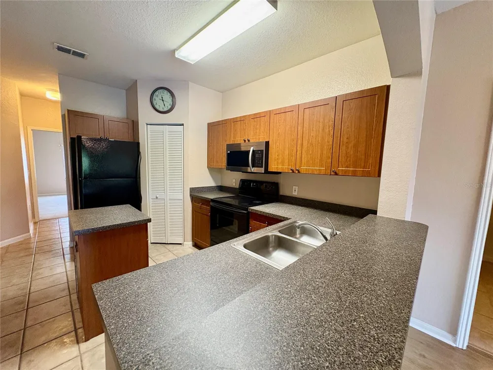 2173 TUSCANY TRACE #163 Palm Harbor, FL 34683