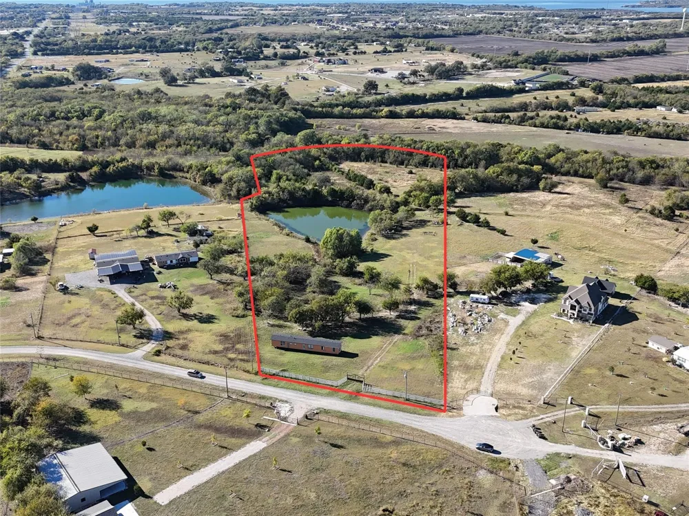 Lake Hills Drive Nevada, TX 75173