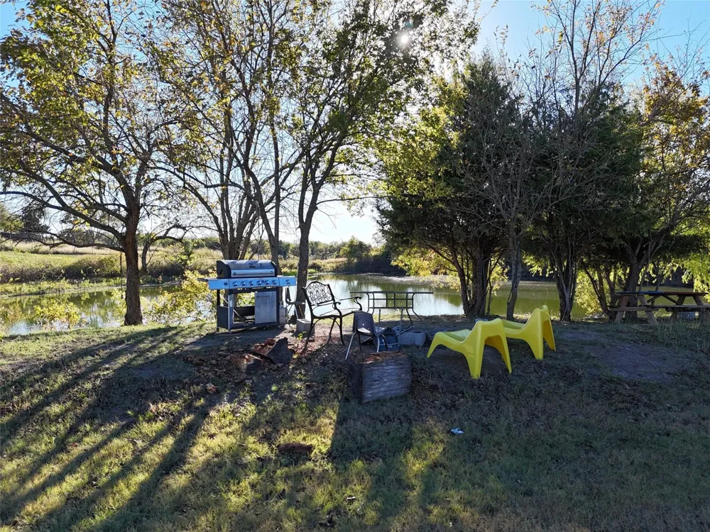 Lake Hills Drive Nevada, TX 75173