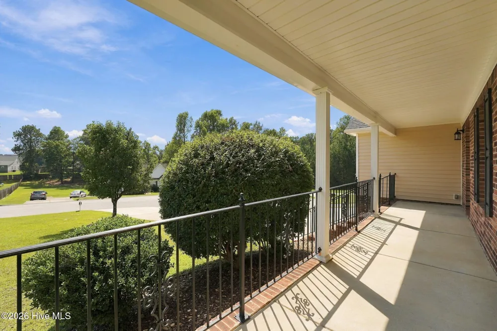 184 Hampshire Court Raeford, NC 28376