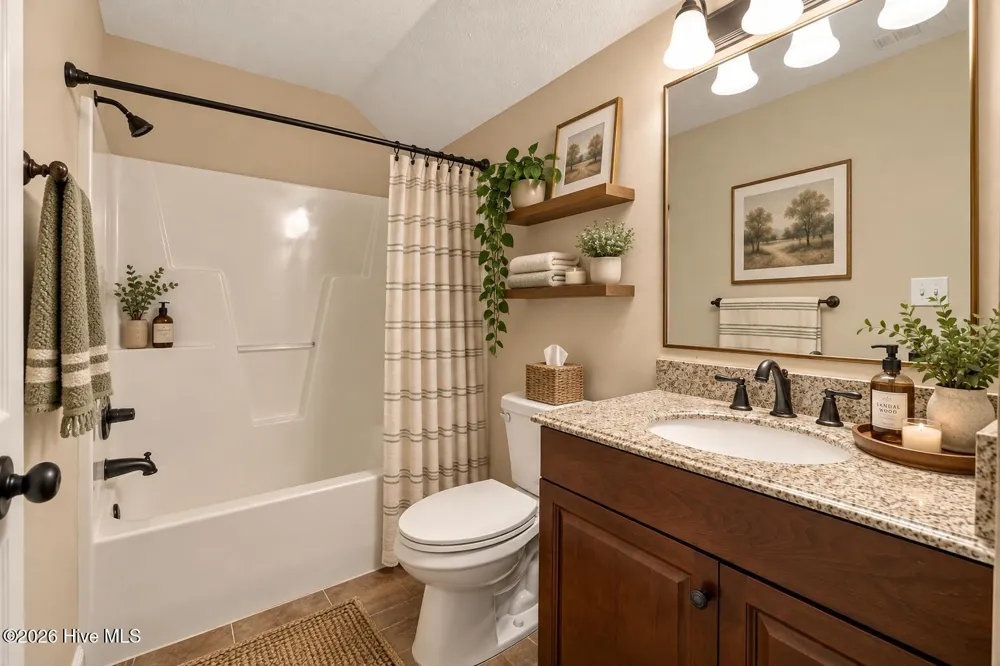 184 Hampshire Court Raeford, NC 28376